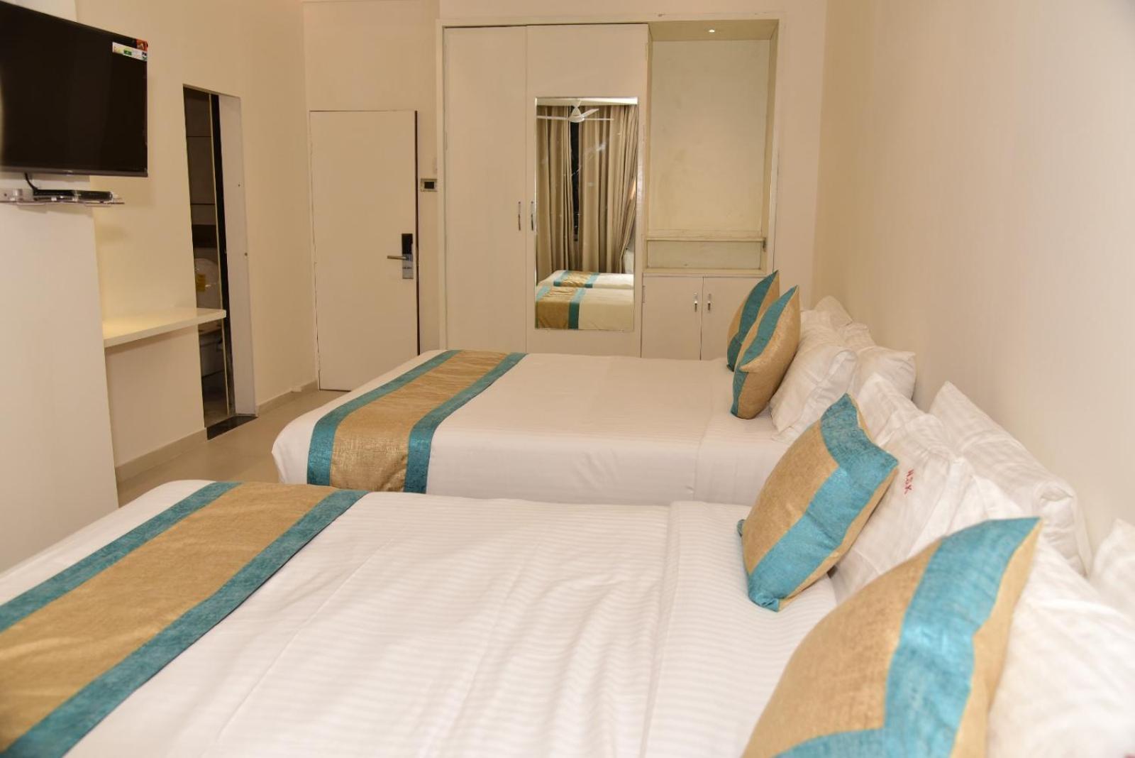 Hotel Sai Krishna Shirdi Esterno foto